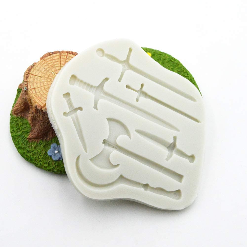 1pc Swords Axe Sickle Dagger Silicone Mold for DIY Candy Crystal Gum Paste Jelly Shots Chocolate Desserts Pudding Soap Mould Cupcake Cake Topper Decoration Handmade Ice Cream Fondant Mold