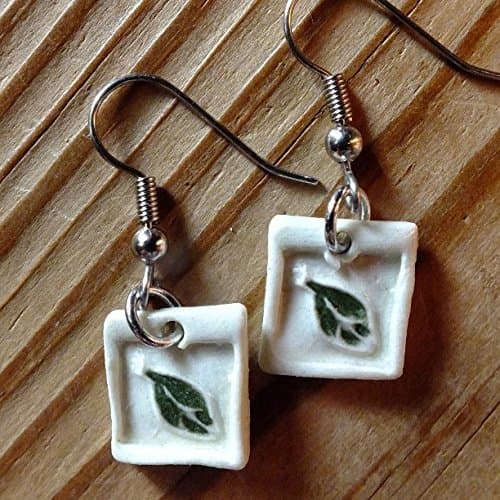 Simple leaf, Porcelain Earring