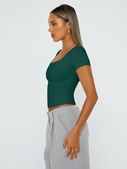 Trendy Queen Short Sleeve Shirts for Women Double Lined Square Neck Cute Going Out Crop Tops Spring Summer Teens Basic Tees