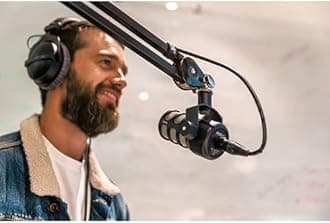 Rode PodMic Dynamic Podcast Microphone with StreamEye BOOMARM Mic Arm, XLR Cable and StreamEye Polishing Cloth