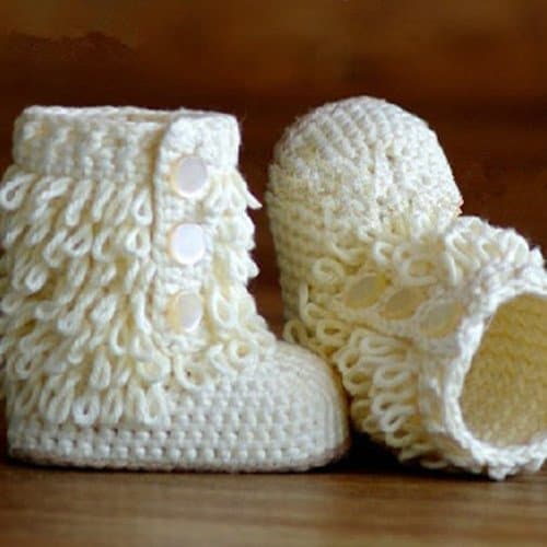 New Hand Made Crochet Pattern Baby Boots with Button White 11cm
