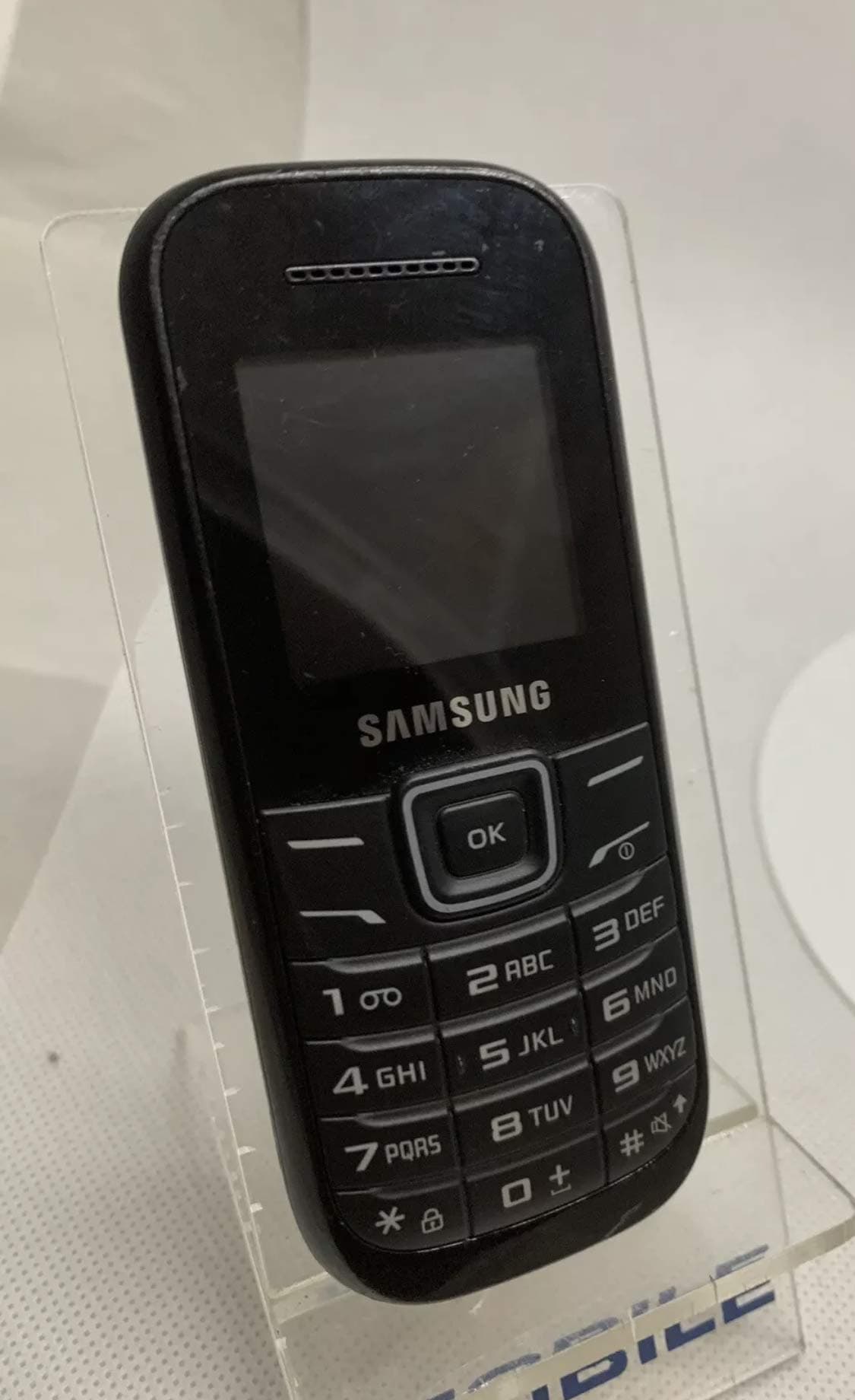 Samsung GT-E1200 Unlocked Mobile Phone