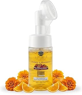 Mild foaming face cleanser enriched with Orange and marigold extracts with silicon brush