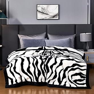 LGYKUMEG Korean Mink Blanket 55"×75", Silky Soft and Warm - 2 Ply Reversible Raschel Bed Blanket for Single Bed.（150x200cm-2.5kg）.5.5LB