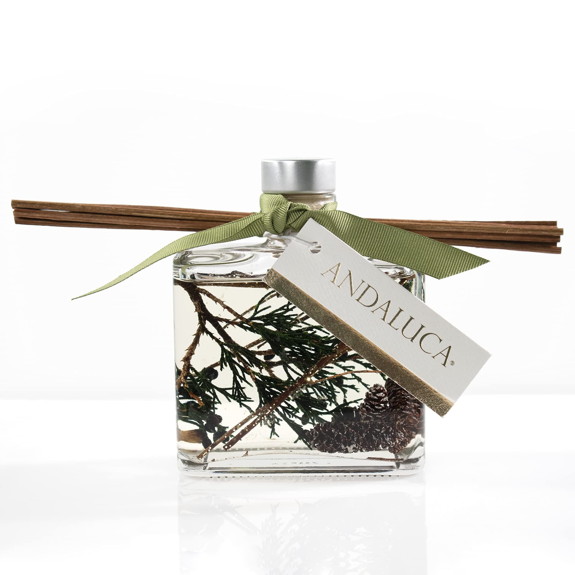 Evergreen Pine Botanical Reed Diffuser | 7.5 fl oz | Scents of Evergreen, Crushed Pine and Fir Balsam