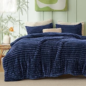 Bedsure King Comforter - GentleSoft™ 3 Pieces Double-Side Fleece Fluffy Navy Blue Comforter Set, Cozy Striped Room Decor Aesthetic, Luxury King Size Bedding with 2 Pillowcases, 104x90 Inches